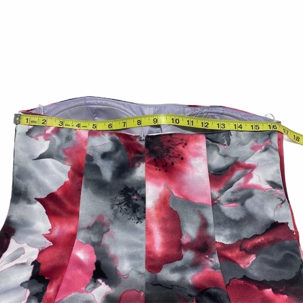 JUMP Apparel Bubble Hem Strapless Floral Dress - Picture 4 of 12